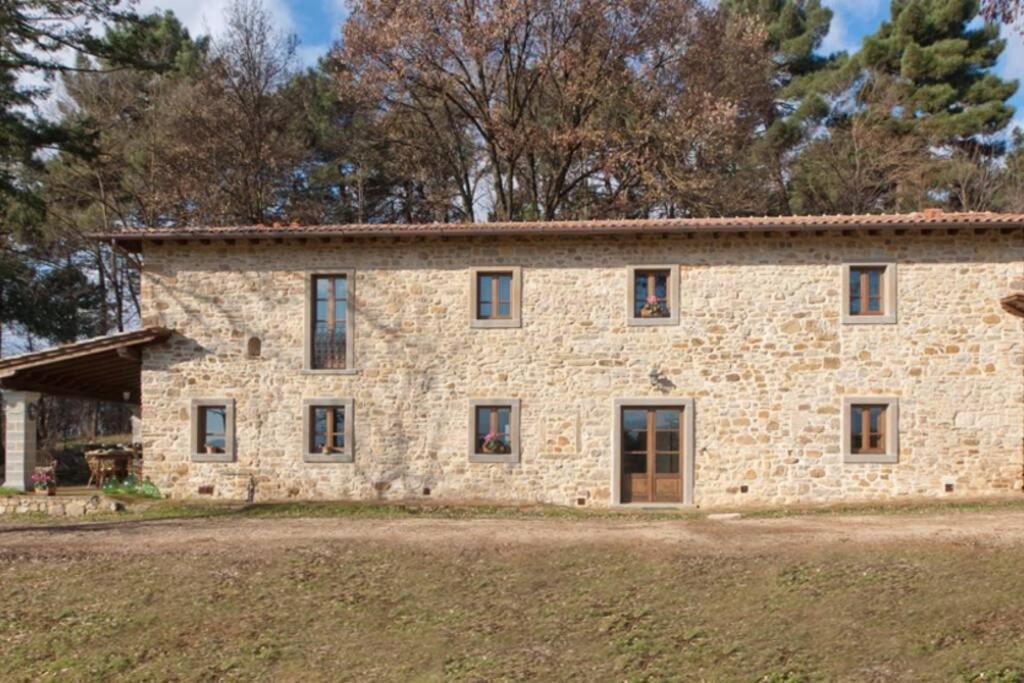 פופי Villa Liz Tuscany, Private Pool, Hot Tub, Property Fenced, Pets Allowed מראה חיצוני תמונה